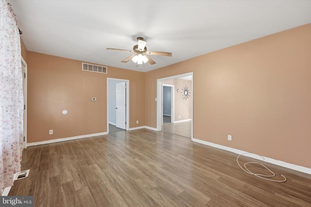 334 N Oakland Avenue - Photo 4