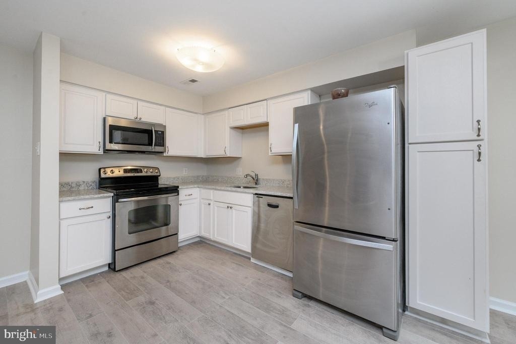 17 Chelmsford Court - Photo 6