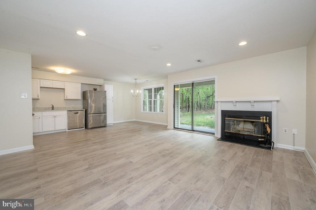 17 Chelmsford Court - Photo 3