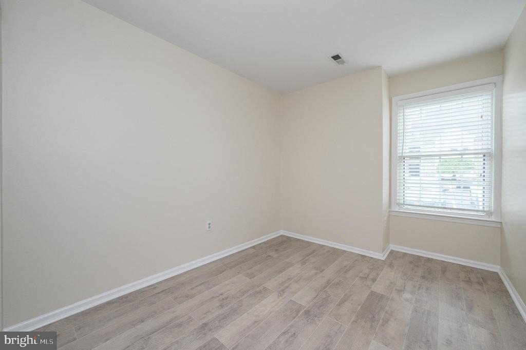 17 Chelmsford Court - Photo 12