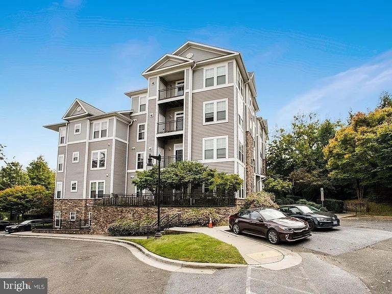 1301 Karen Boulevard - Photo 0