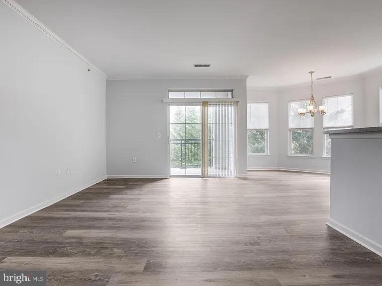 1301 Karen Boulevard - Photo 9