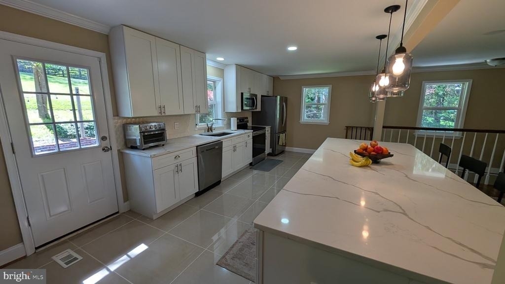 15715 Tierra Drive - Photo 9