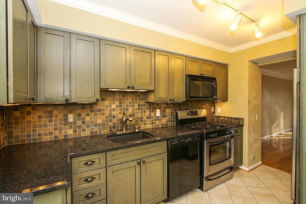 153 Finale Terrace - Photo 10