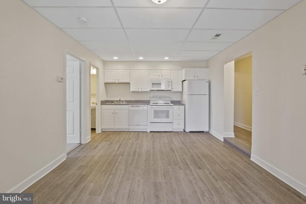 28 Liberty Street - Photo 10