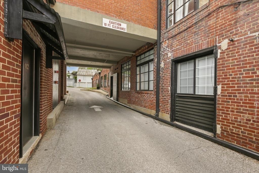 28 Liberty Street - Photo 3