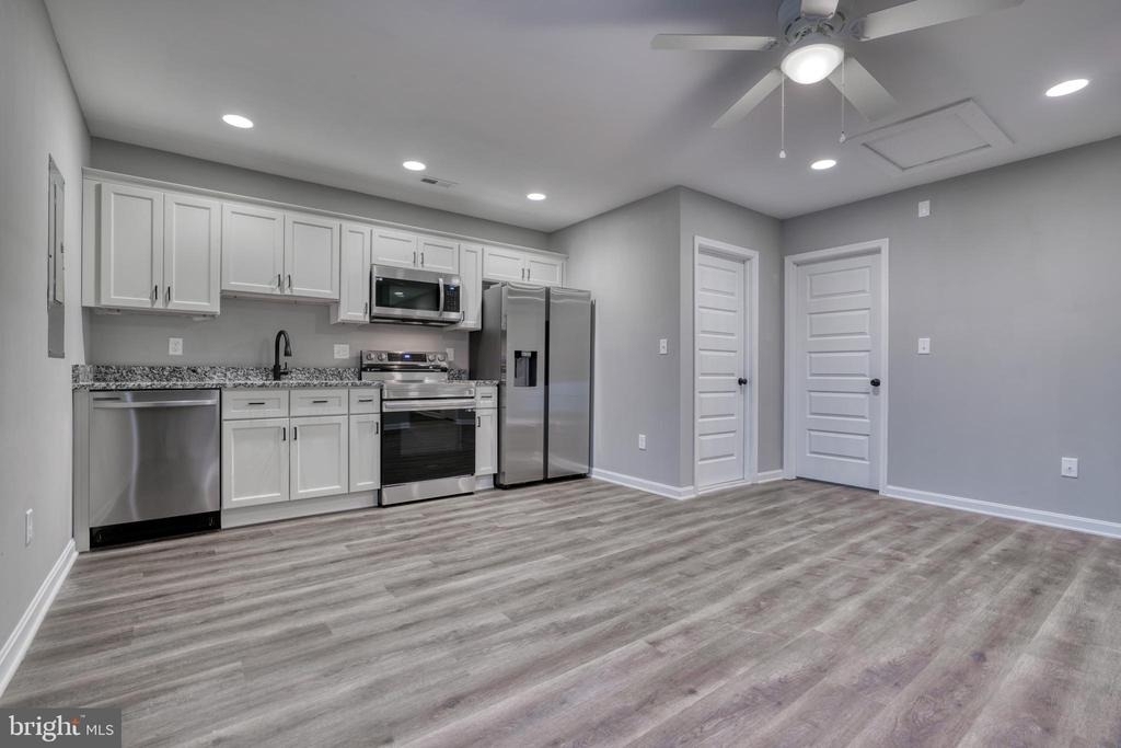 6722 Brentwood Avenue - Photo 0