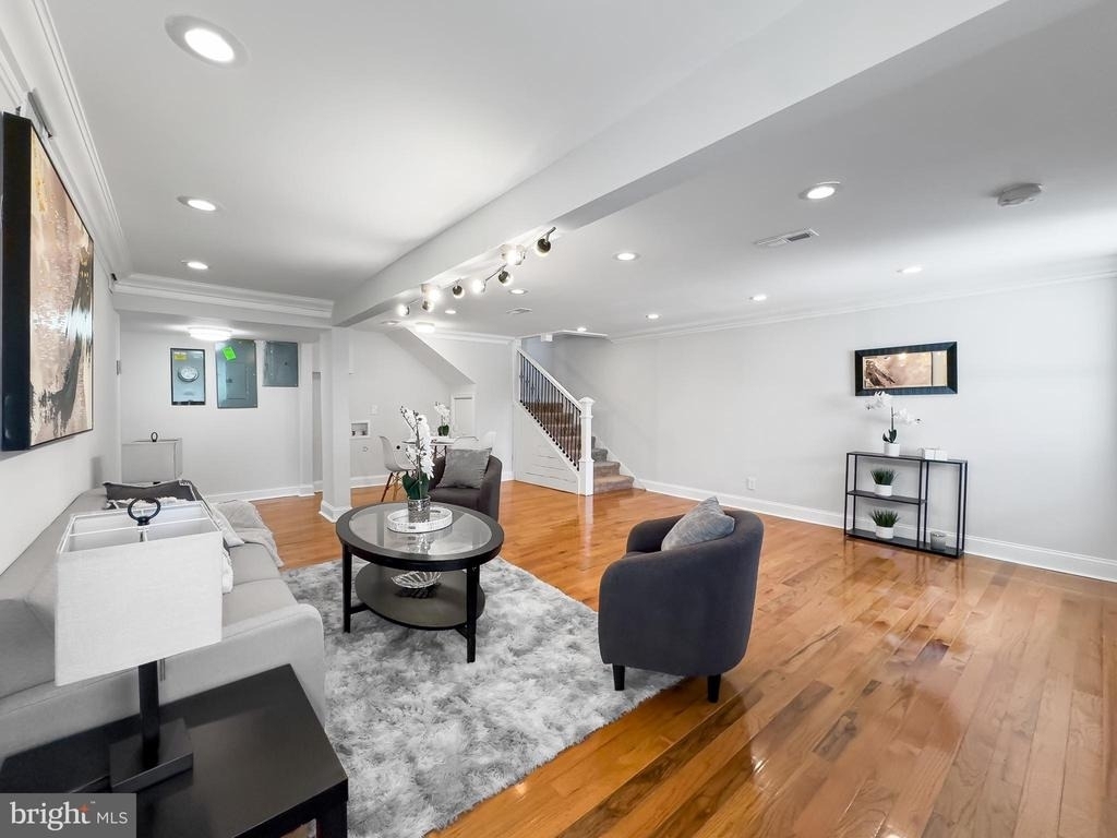 5209 Cuthbert Avenue - Photo 3