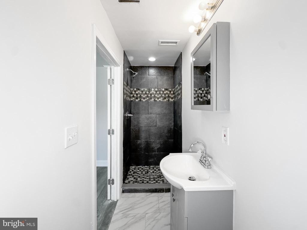 5209 Cuthbert Avenue - Photo 13