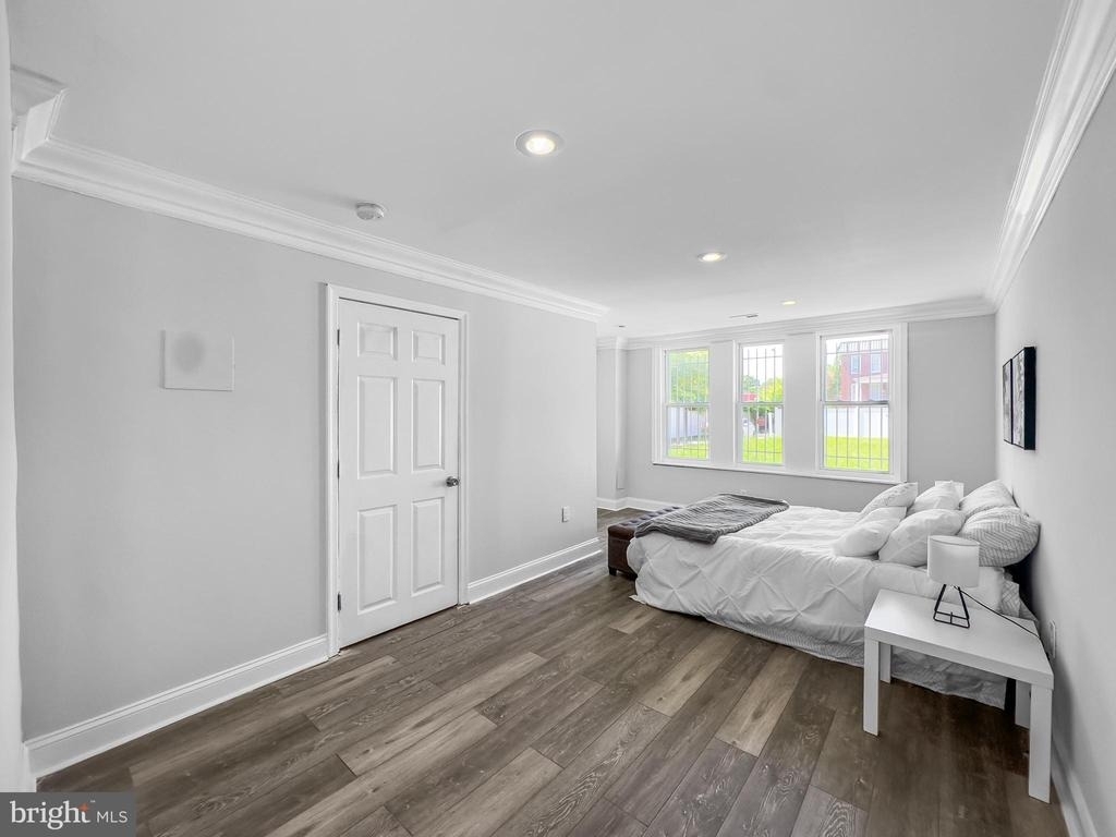 5209 Cuthbert Avenue - Photo 9