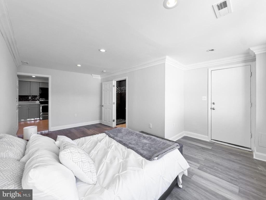 5209 Cuthbert Avenue - Photo 11