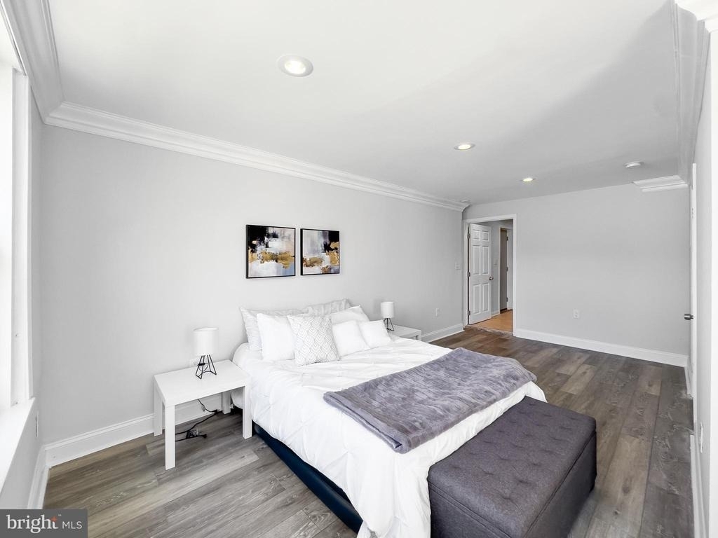 5209 Cuthbert Avenue - Photo 10