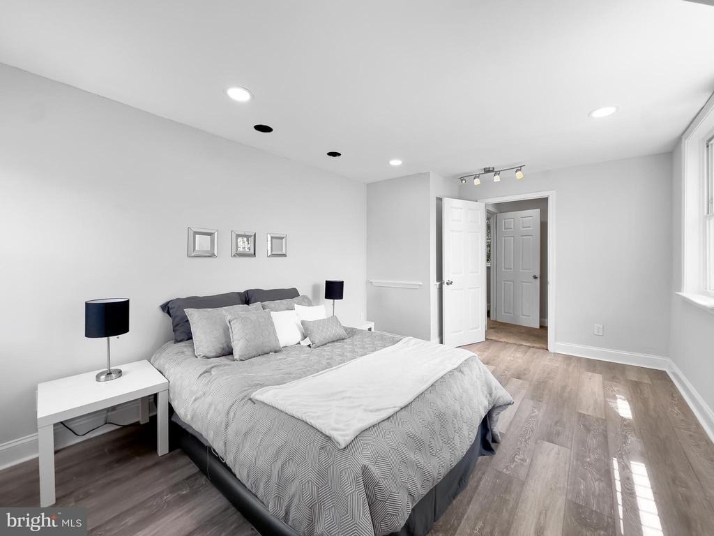 5209 Cuthbert Avenue - Photo 16