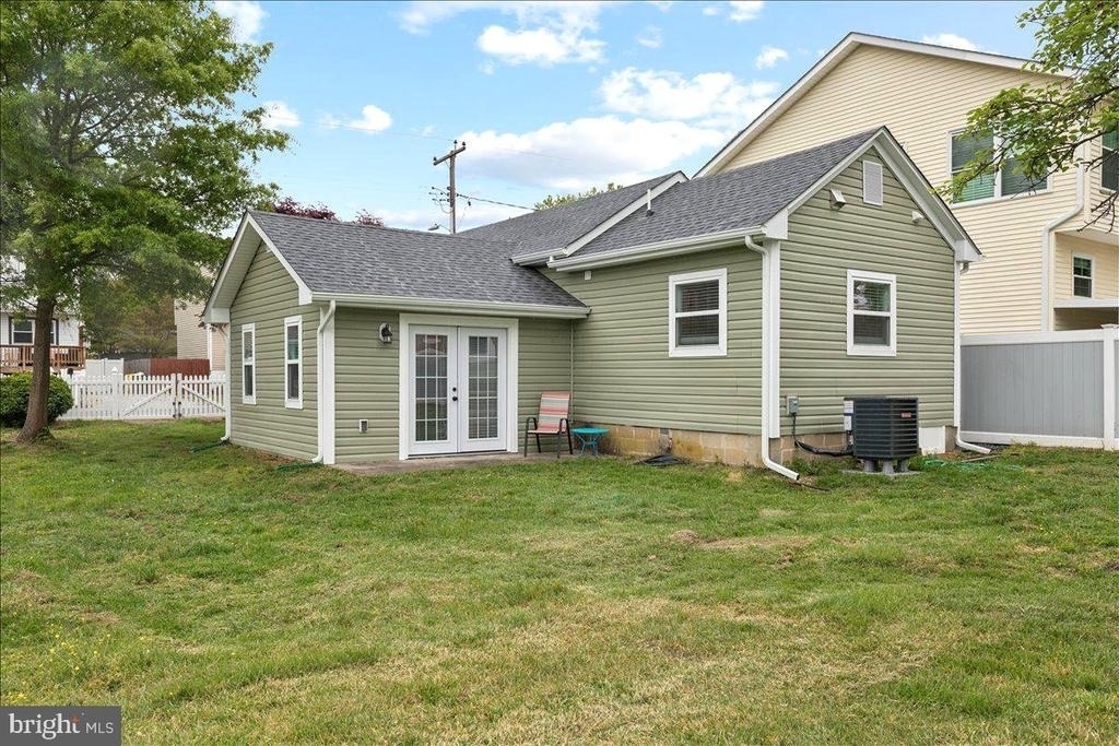 1621 Bentley Road - Photo 15