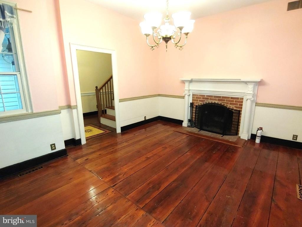 30 Cornhill Street - Photo 10