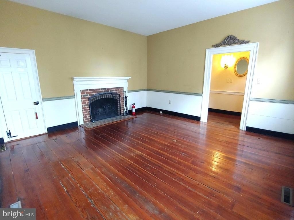 30 Cornhill Street - Photo 5