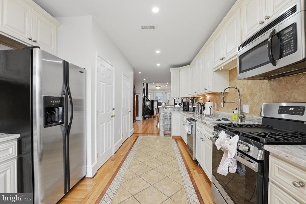 56 Adams Street Nw - Photo 11