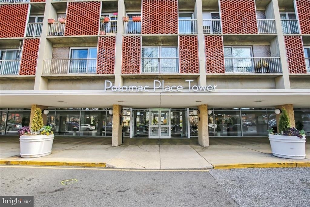 800 4th Street Sw - Photo 17