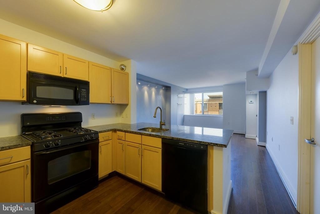 800 4th Street Sw - Photo 2