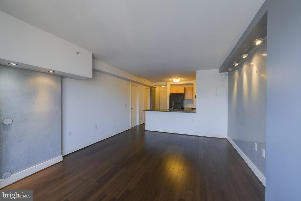 800 4th Street Sw - Photo 9