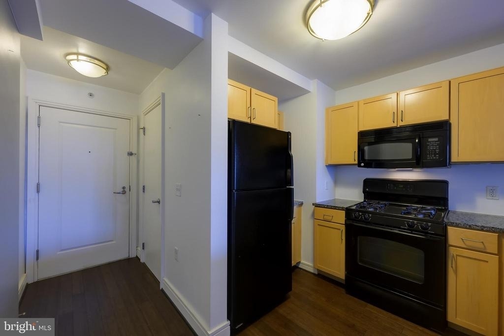800 4th Street Sw - Photo 3