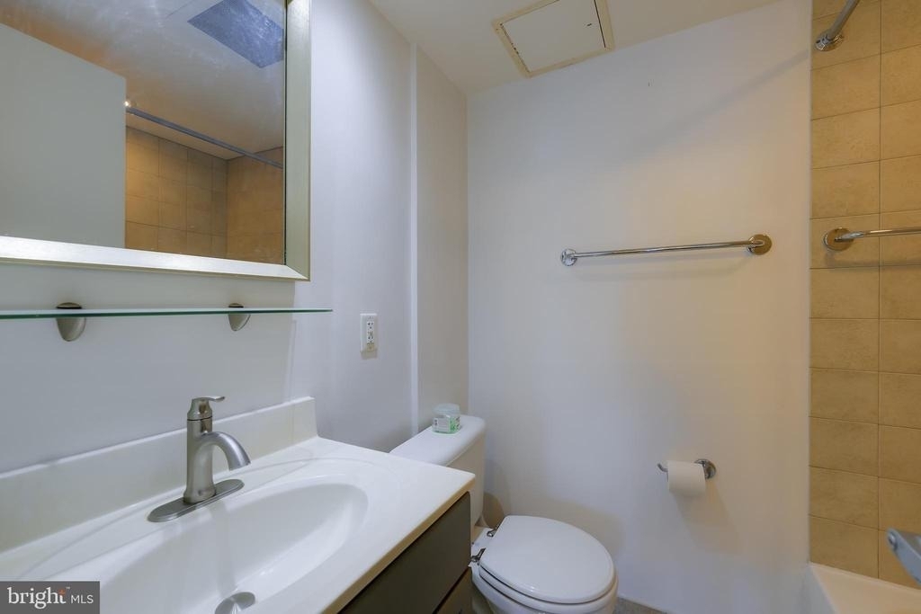 800 4th Street Sw - Photo 15