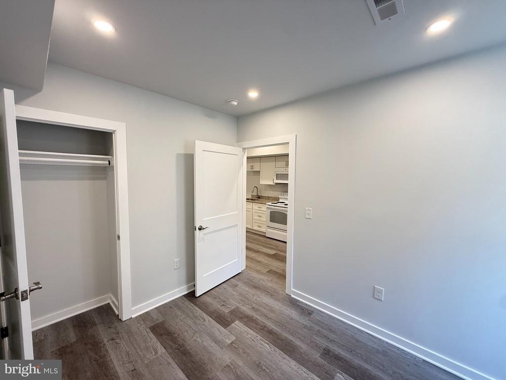 1516 18th Street Se - Photo 5