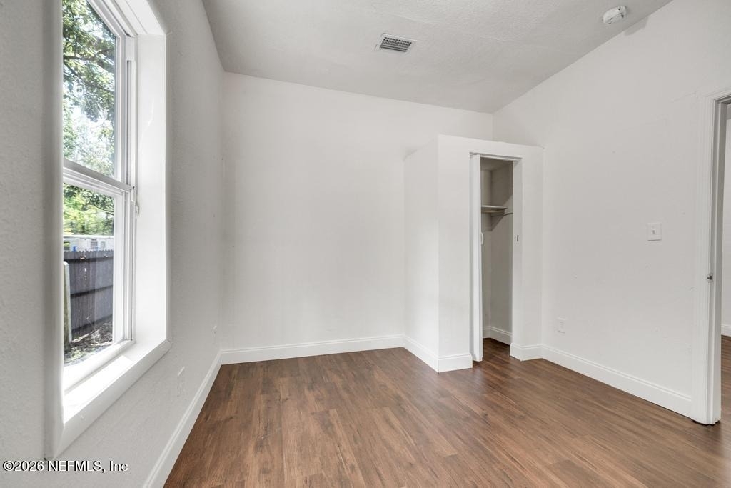 2410 Mcquade Street - Photo 6