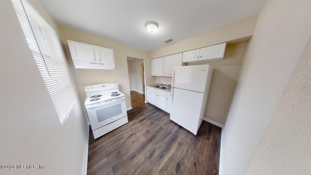 2178 W 41st Street - Photo 0