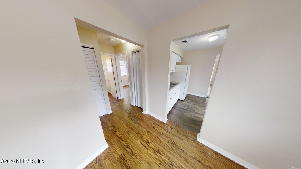 2178 W 41st Street - Photo 10