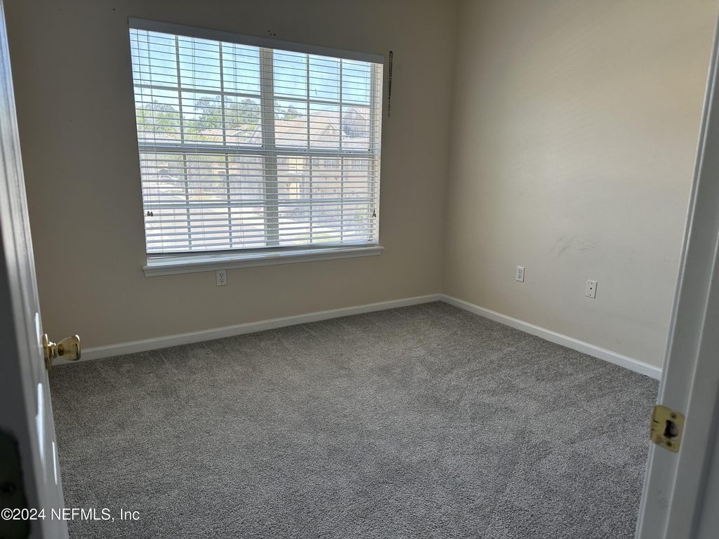 9740 Summer Grove Way W - Photo 9