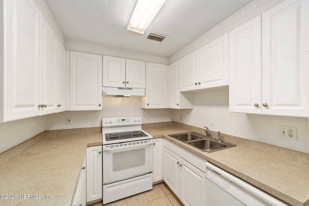 501 Sw 75th Street - Photo 11