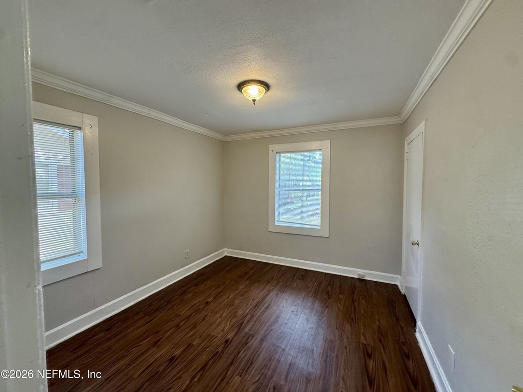 3352 College Street - Photo 10