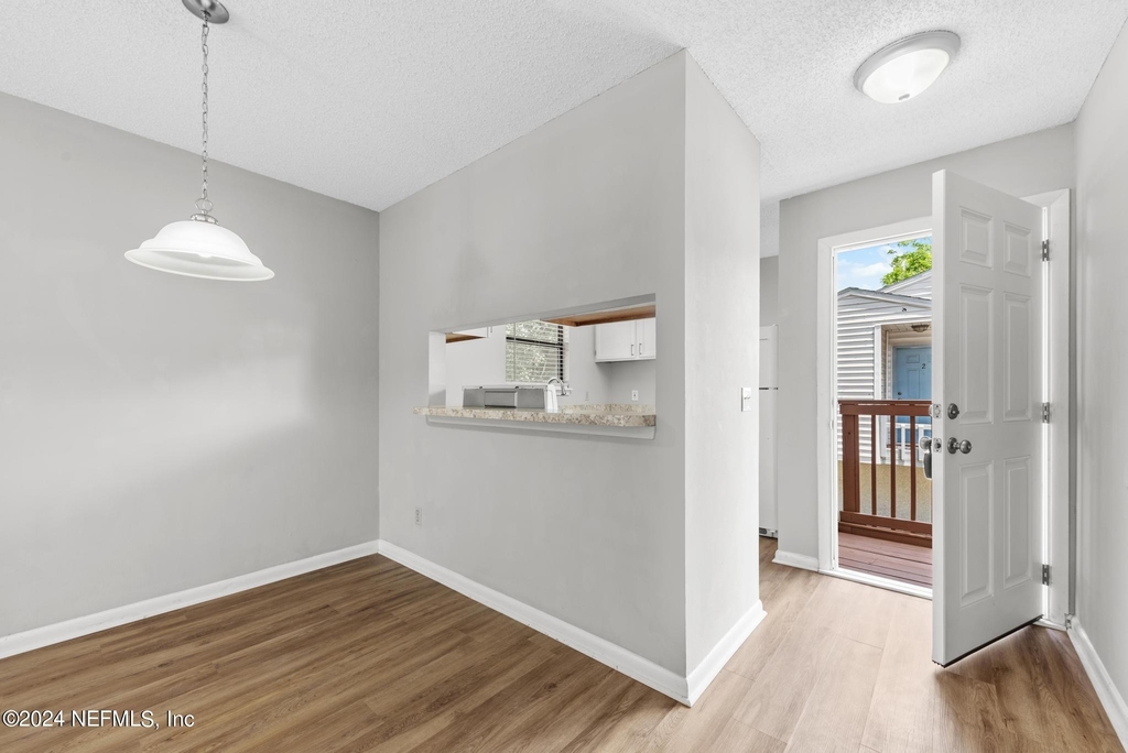 3604 Morton Street - Photo 2