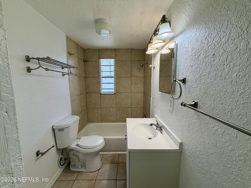 5903 Droad Street - Photo 13