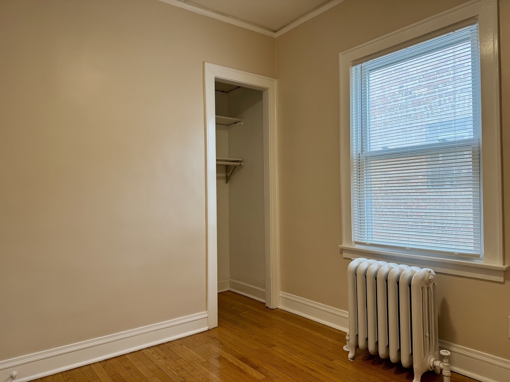 2125 Wesley Avenue - Photo 18