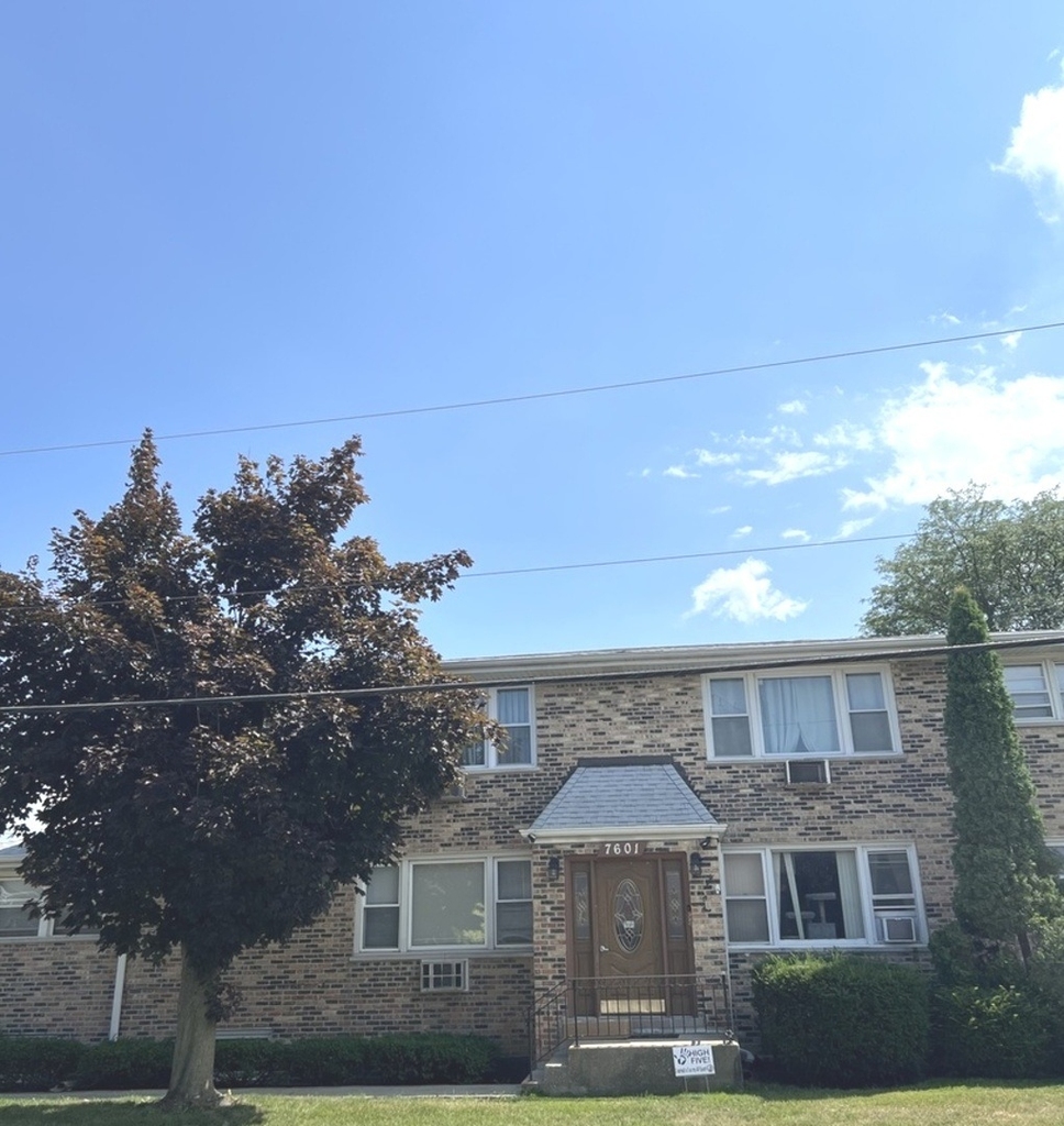 7601 Banks Street - Photo 0