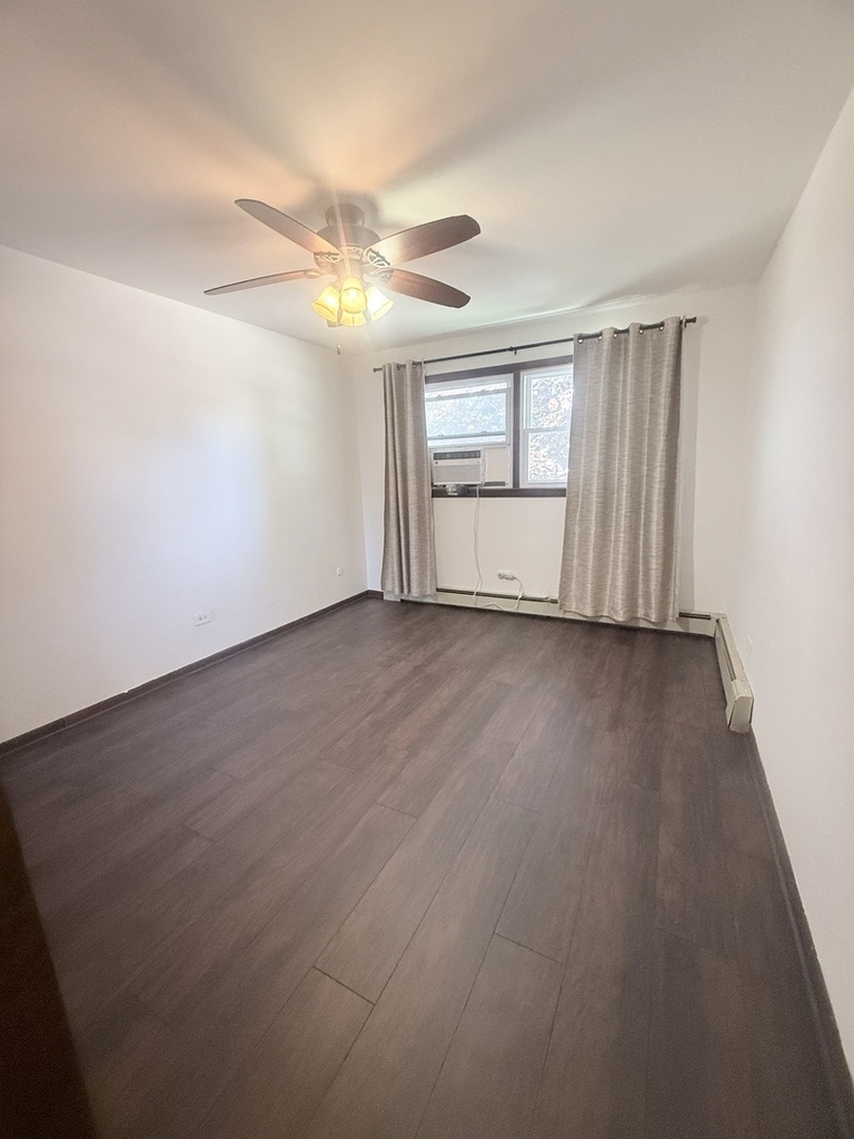 7601 Banks Street - Photo 2