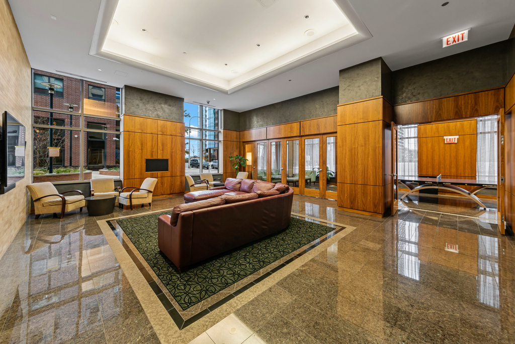 420 E Waterside Drive - Photo 9