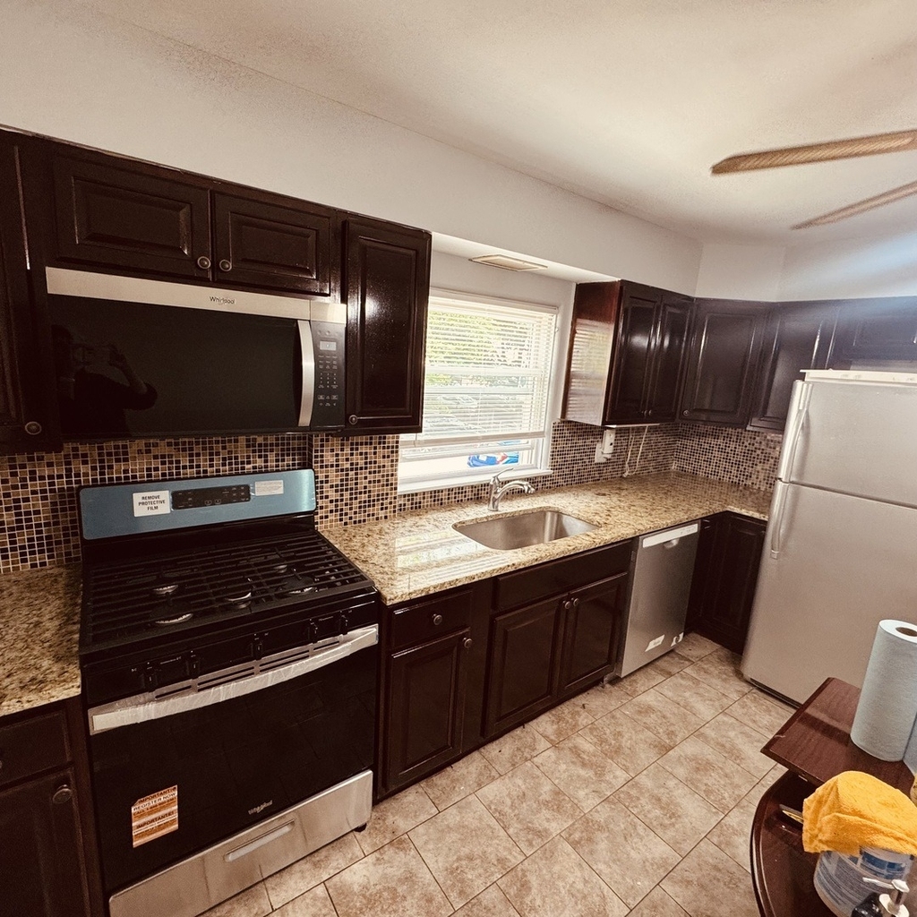 5544 N Campbell Avenue - Photo 4