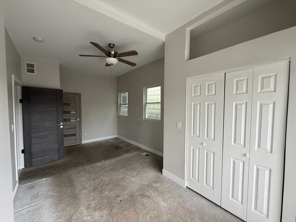 5942 S Justine Street - Photo 3