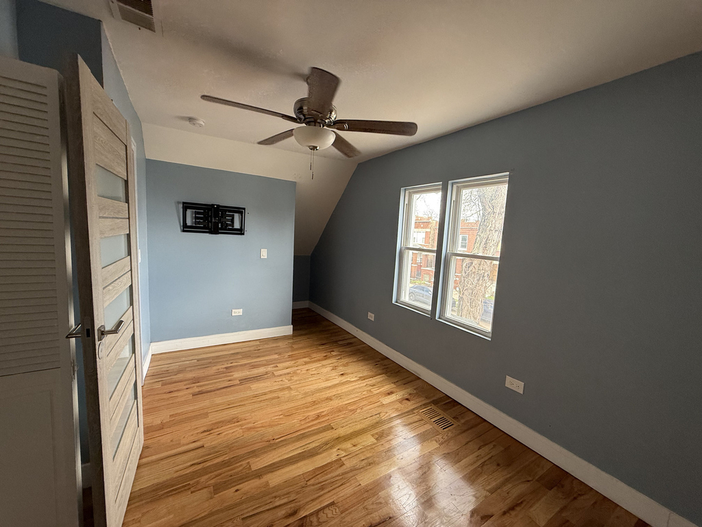 5942 S Justine Street - Photo 14