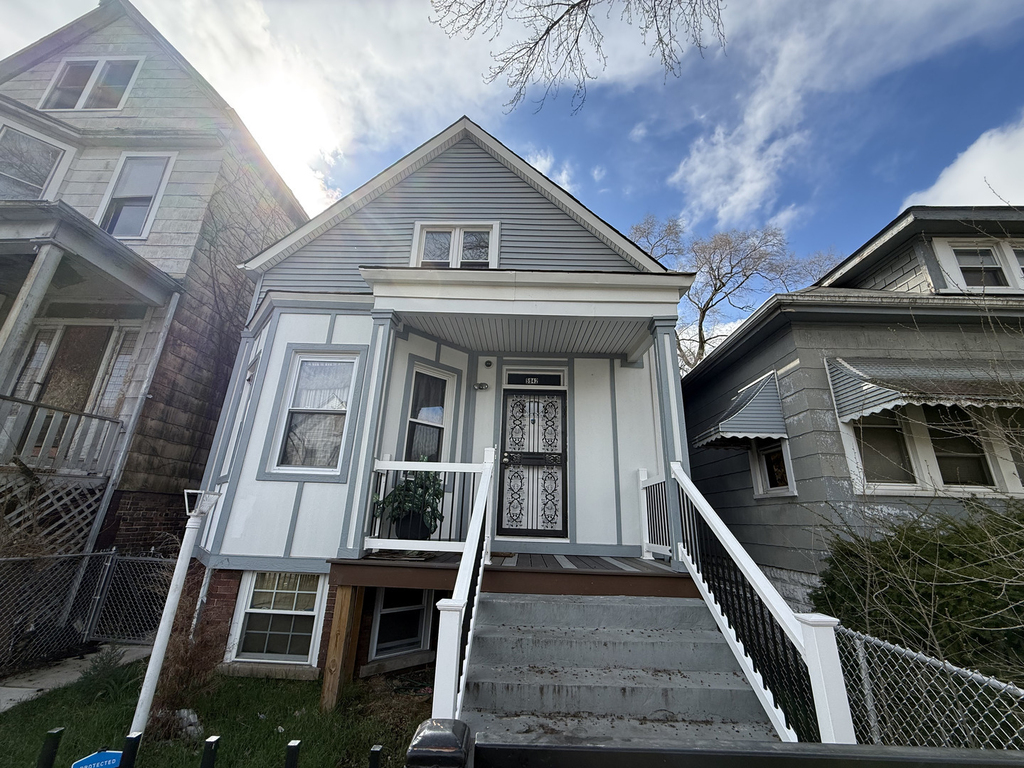 5942 S Justine Street - Photo 1
