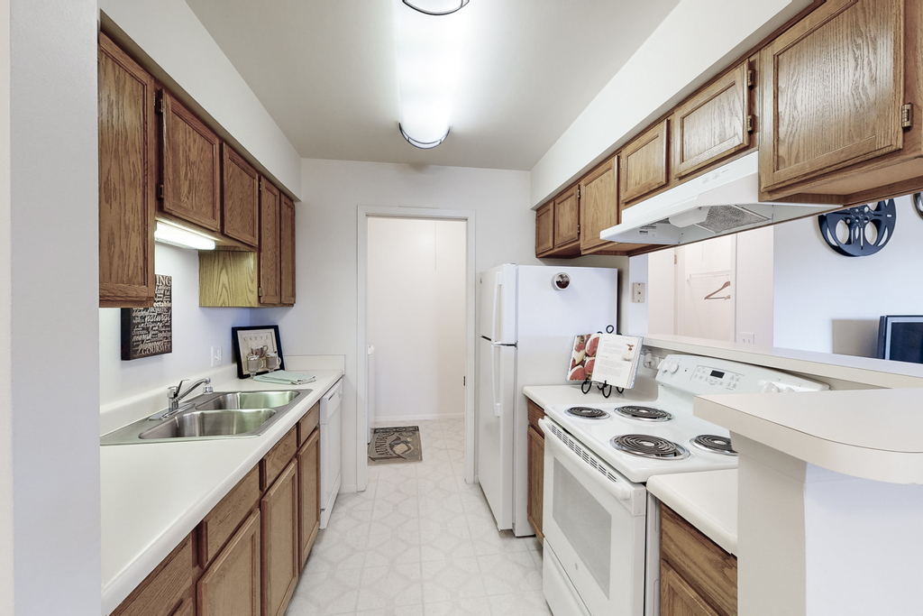 1128 Johnson Drive - Photo 10