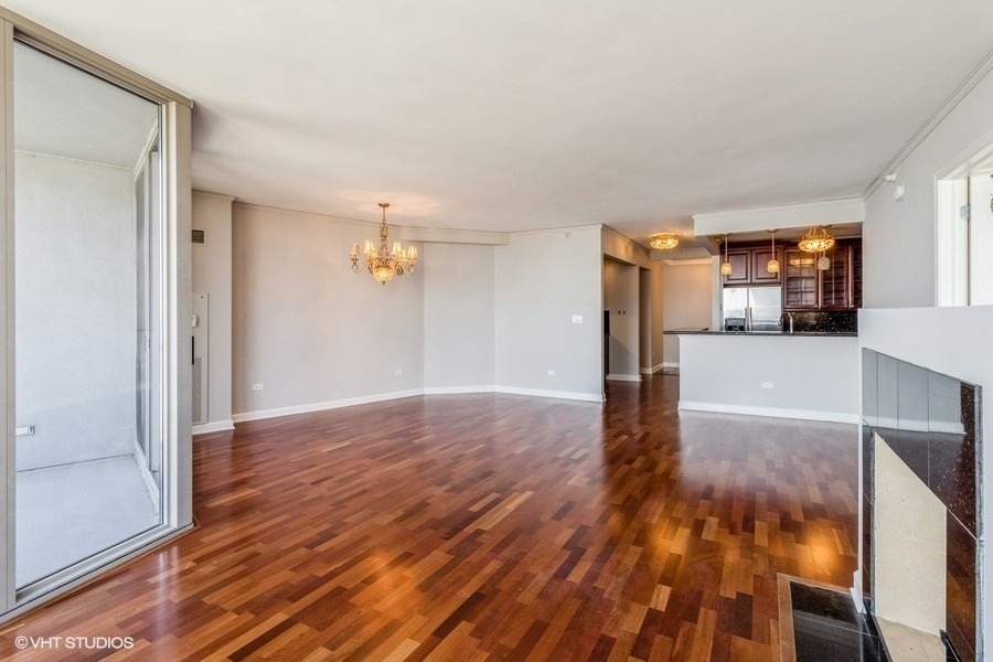 420 E Waterside Drive - Photo 3