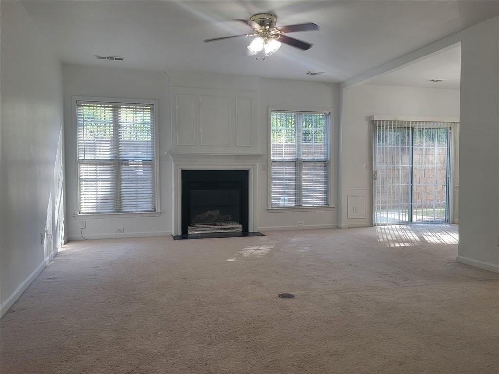 2448 Fairlie Drive - Photo 4