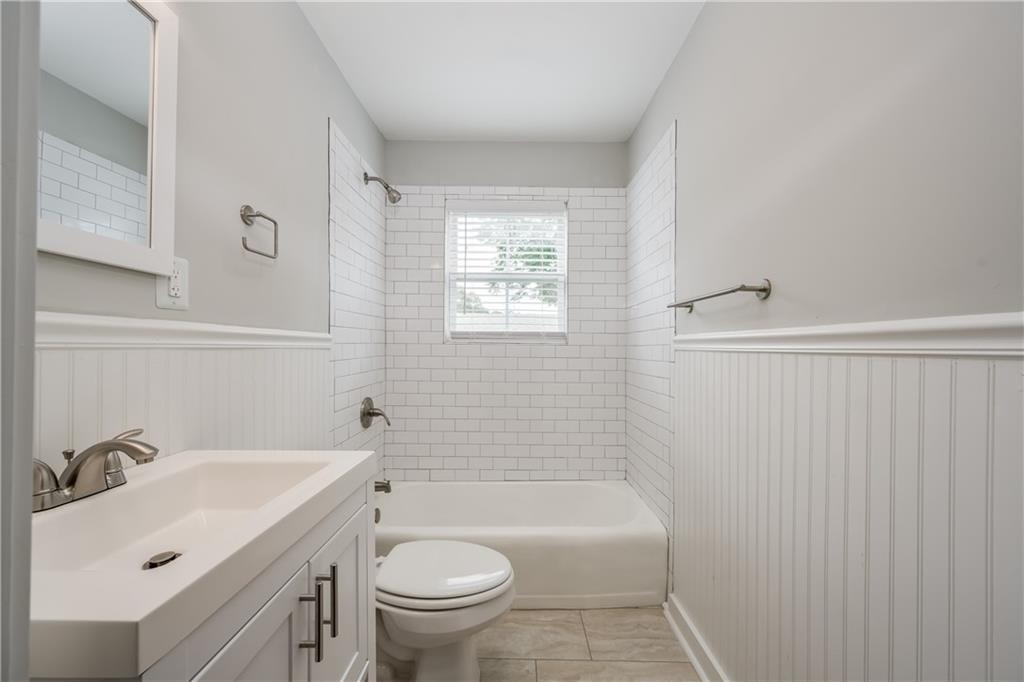 880 Saint Charles Avenue Ne - Photo 6