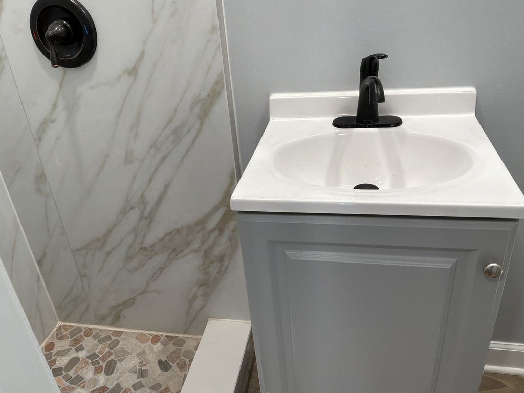 224 E Cass Street - Photo 4