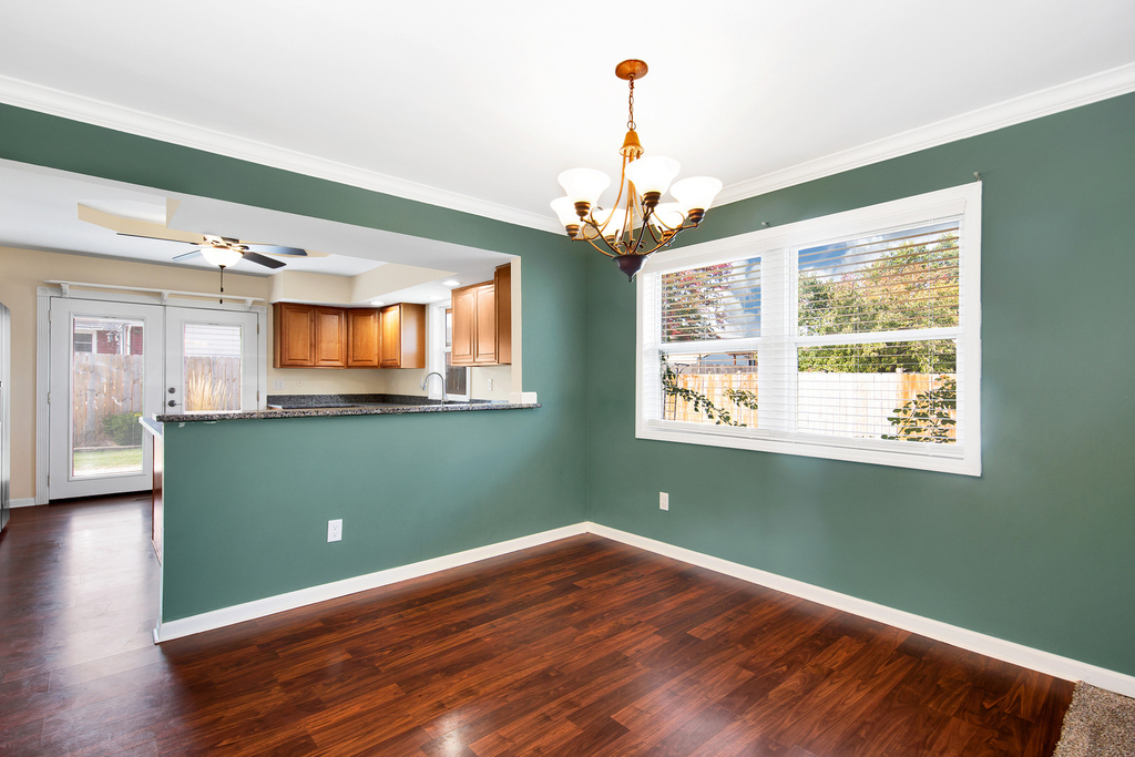 1013 Stonegate Road - Photo 3