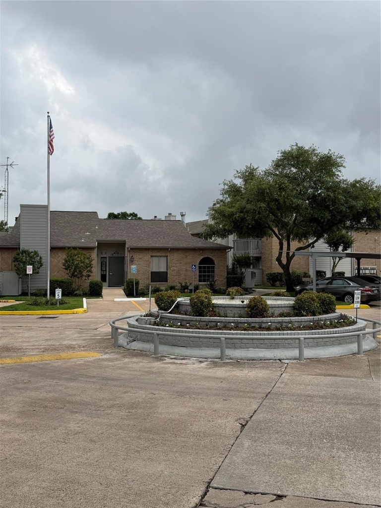 260 El Dorado Boulevard - Photo 1